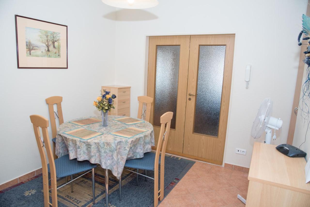Centrum 2 Apartmanok Hévíz Exteriör bild