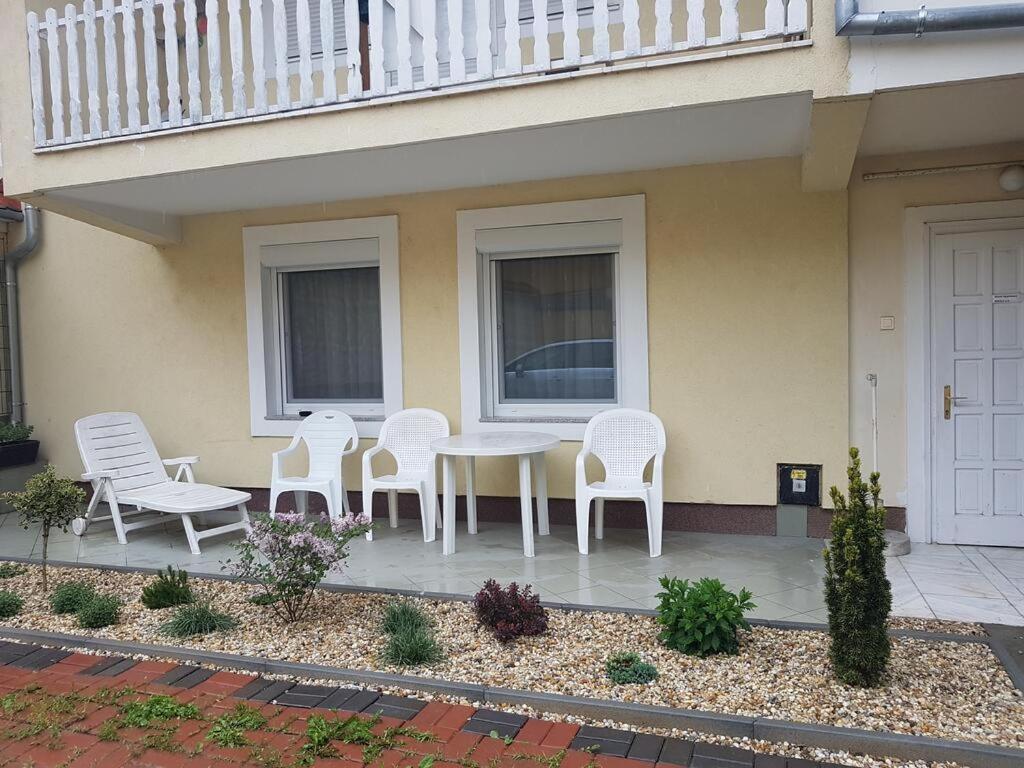 Centrum 2 Apartmanok Hévíz Exteriör bild