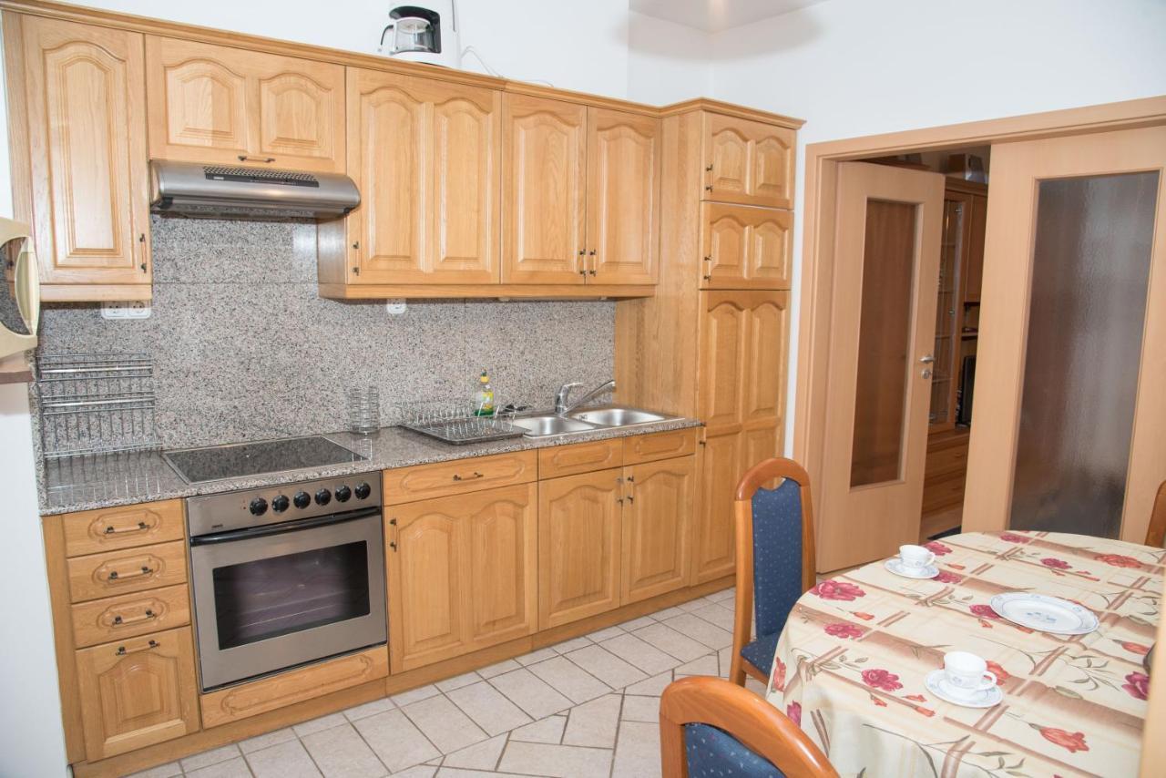 Centrum 2 Apartmanok Hévíz Exteriör bild