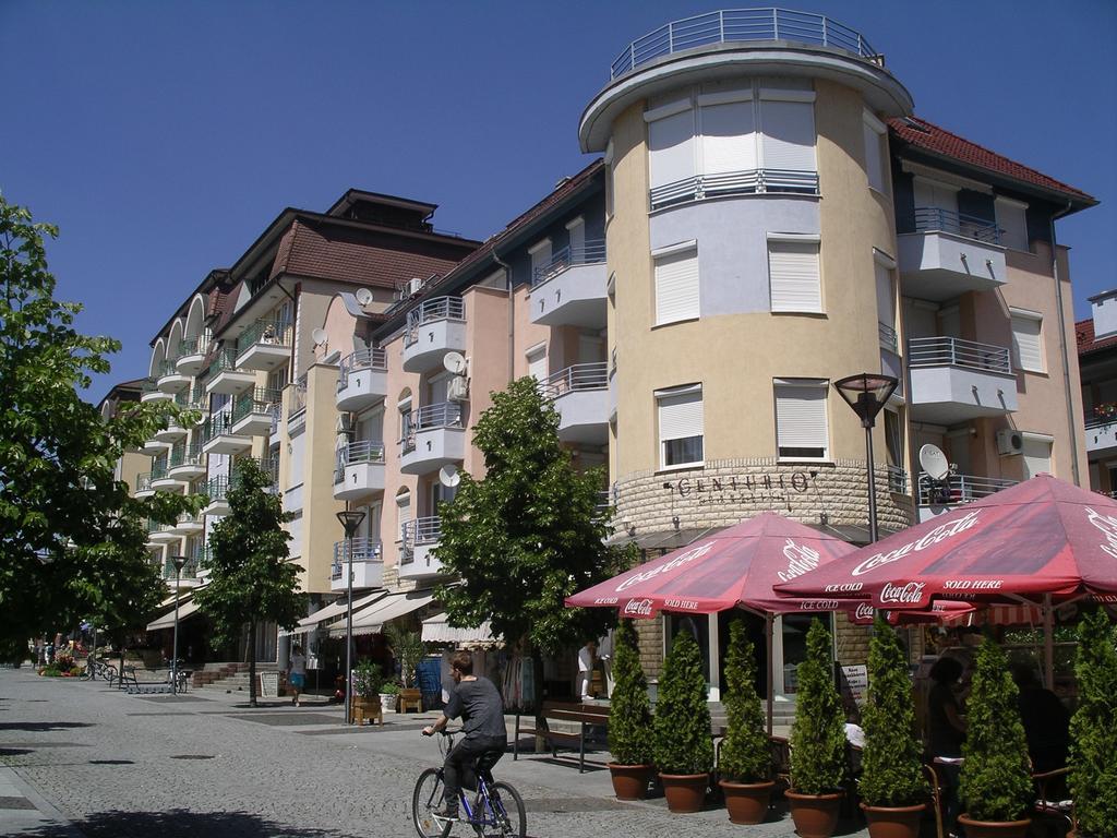 Centrum 2 Apartmanok Hévíz Exteriör bild