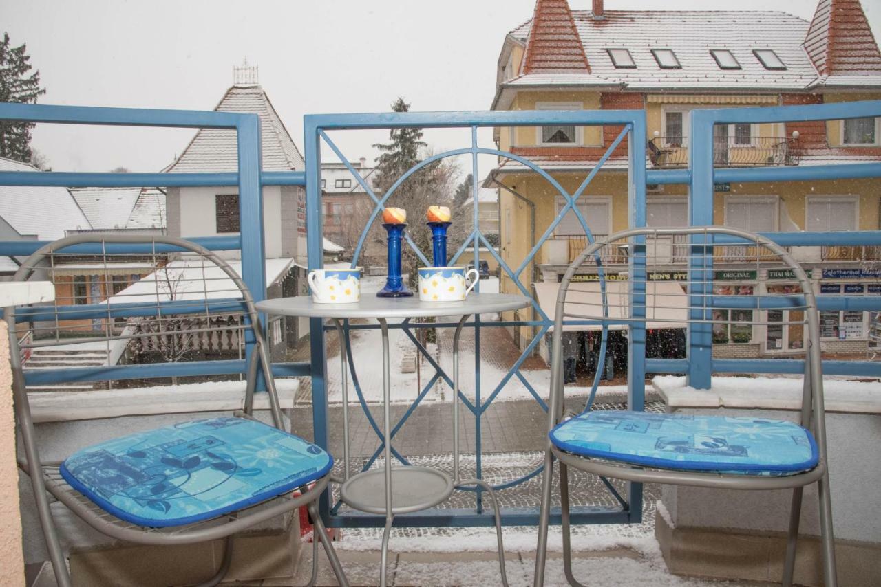 Centrum 2 Apartmanok Hévíz Exteriör bild